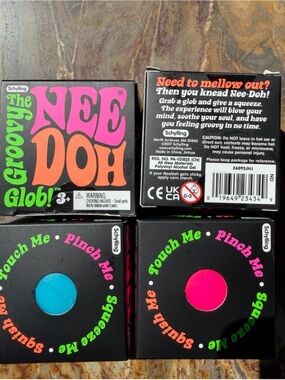 The NeeDoh Groovy Glob Kids Toy - Pink & Blue